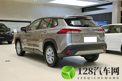 月均销量15万台，968万起售的燃油SUV，卡罗拉锐放为何这么火？-2