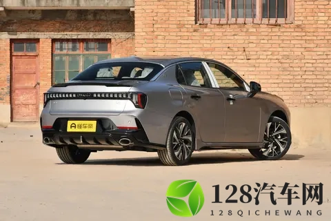 领克03焕新登场,性能与智能的均衡之选-2