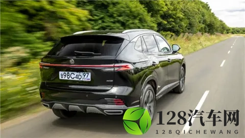 1辆净赚几万成过去！俄罗斯大幅加税 中国汽车出口骤降58%-1