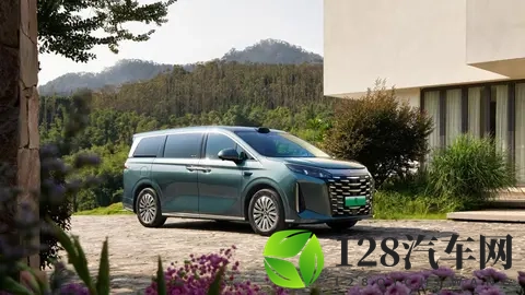 比亚迪发布2026款夏，能不能复制腾势D9的成功？-2