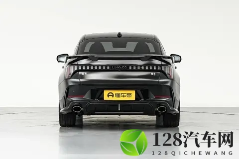 26款领克03，适合年轻人，20T+8AT，轴距2米73，154寸大屏-1