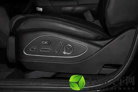 2026款帕里斯帝试驾：30万级中大型SUV，家庭出行的稳妥之选-3