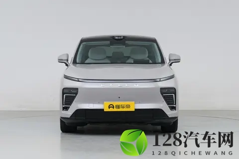 2025款星纪元ET增程版四驱至臻尊享:配置全面,值得选购?-1