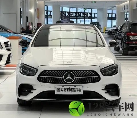 22年奔驰E级，5万公里一手车，落地近50万，现在不到30万？-2