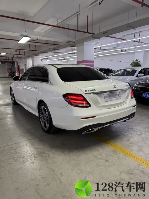 18万拿下豪华座驾!20款奔驰E260L,圆你奔驰梦-3
