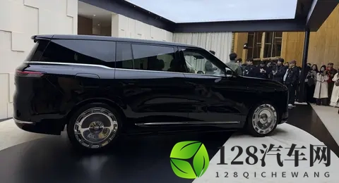 售3228万元起 智己LS9正式上市-3