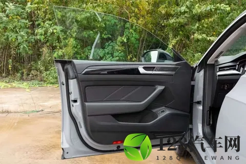 大众CC购车手册：配置差异详细解读-1