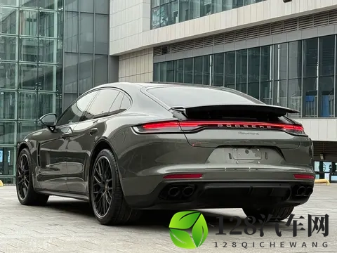 83万多拿下准新保时捷Panamera,体验29T的澎湃-1
