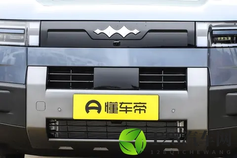 试了方程豹钛7之后,感觉生活都轻快不少,适合全家一起出游-1