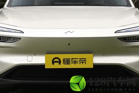 别克至境世家广州车展首秀   发布“五恒”大健康座舱-1