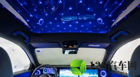 将于12月8日首发！全新一代奔驰GLB内饰官图发布，采用全新设计-1