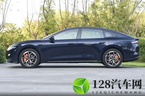 2025广州车展 长安马自达EZ-60和EZ-6亮相-1