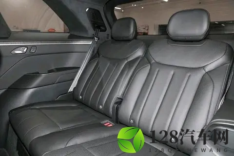 30万级六座车怎么选？乐道L90与深蓝S09对决，谁更适合家用？-2