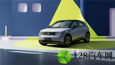 李斌称萤火虫以后会有大电池包：容量预计提升至少50%-1