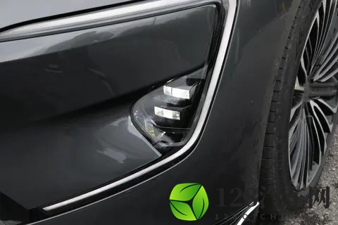 阿维塔12深度试驾：全系激光雷达+音响，是否值得购买？-3