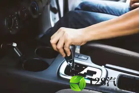 车膜员工偷偷教的！贴车膜最怕你问的6句话！直接拿捏！！-1