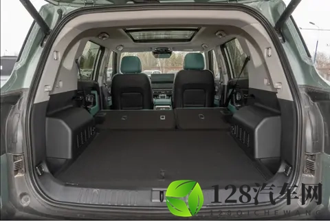 捷途山海T1四驱版震撼上市,可城可野的全能伙伴,开启旅行新定义-2