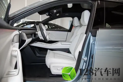 搭载地平线HSD风云T9L与iCAR V27亮相广州车展-1