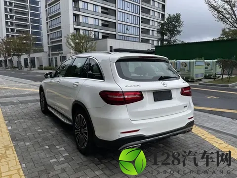12万多拿下奔驰GLC,豪华SUV轻松拥有-3