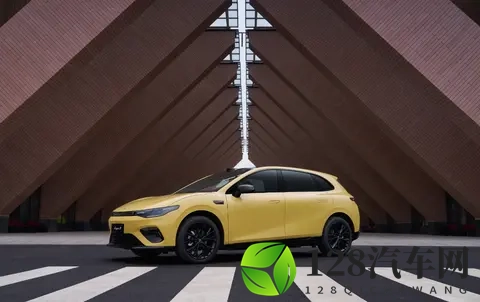 智能_旗舰_Pro_国民家轿，11月最值得期待新车TOP 5-2