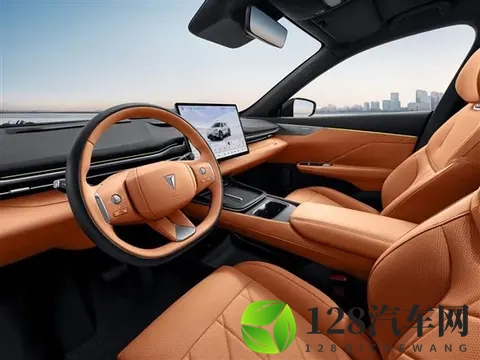 首次！新能源汽车均价跌破16万元-1