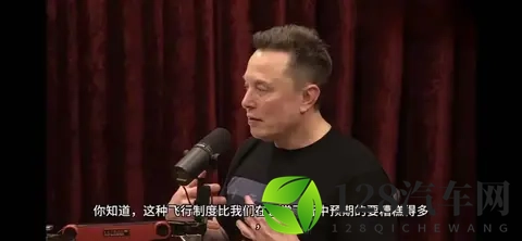 马斯克“暴论”最新版:提前给手机判死刑,AI和机器人是唯一出路-2