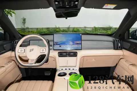 家用七座SUV如何兼顾安全与舒适？捷途X70L实测体验分享-3