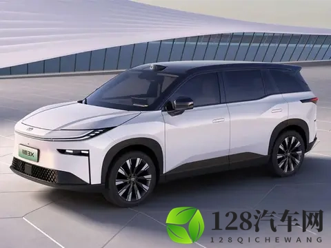 快评10月车市丨合资燃油车发力，新能源成突破口，年底再冲一波？-1