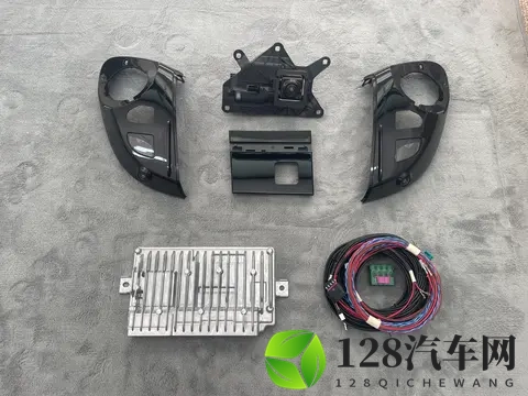 奔驰S400L商务型加装原厂360全景环影系统,让倒车泊车更轻松安全-1