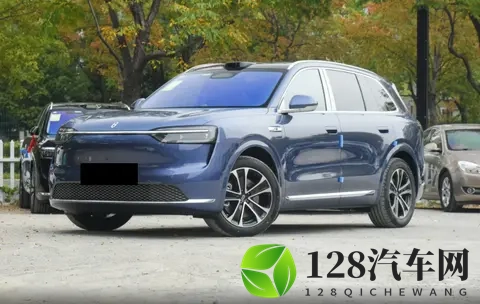30万预算买六座SUV,不妨看看它,两种动力可选,智能化出众-2