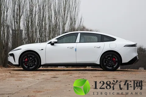 15 万级车该有的样子，东风奕派 eπ007 + 是个好选择-1