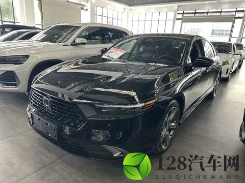 15万拿下准新一手雅阁,体验本田“黑武士”的魅力-2