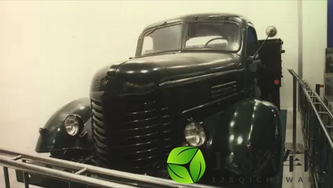 为何车子分左舵右舵?为何国外大多是右舵车,而国内却是左舵车?-2