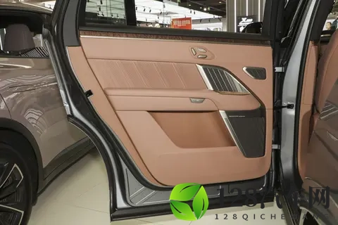 新手试驾，乐道L90 2025款六座版Pro：这体验，绝了！-1