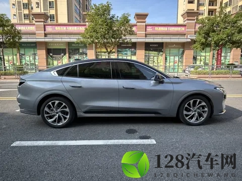 参考新车价，一半价格拿下？二手福特蒙迪欧，5万公里正当年！-1