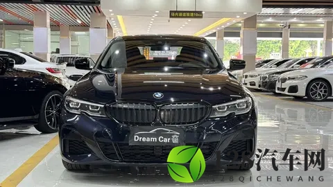 三年宝马330i，10万公里，落地近40万，现在一半价格开回家！-1