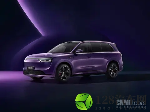 10月高端纯电SUV零售销量榜单揭晓：问界M8领跑-1