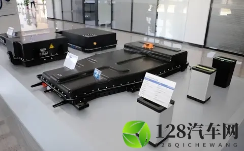 固态电池一旦量产，燃油车就到头了？中日激战固态电池、谁更强？-1