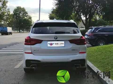 17万多拿下20款宝马X3，9万公里一手车，家用代步好选择？-2