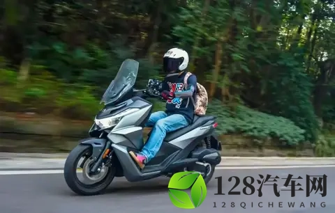 比第二名多卖一倍！这款国产踏板凭什么让摩友用钱包投票？-2