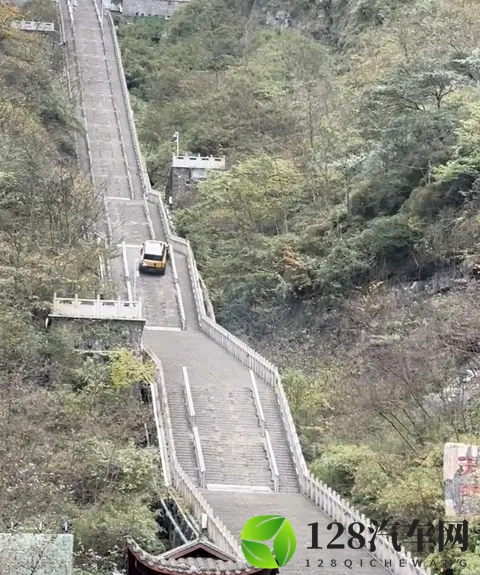 奇瑞风云X3L天门山“翻车”现场曝光！是技术短板还是营销过头？-3