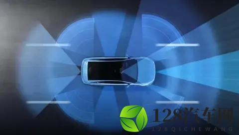 安全与操控兼得 深度体验2025款星纪元ES的务实哲学-1