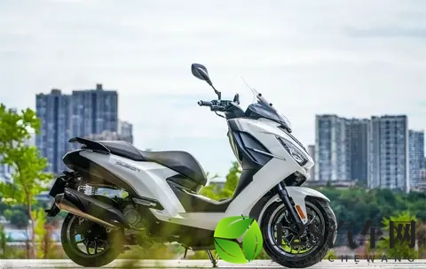 狮吼入街！标致摩托PULSION 211重新定义中型欧系踏板-2