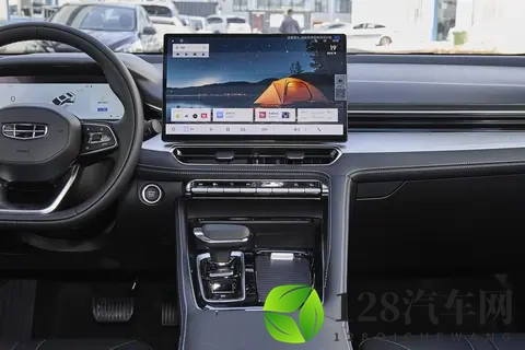 吉利星瑞全新东方曜试驾体验:中国设计吸睛,智能驾控出色-2