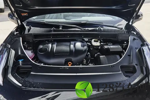 优惠18万，标配6气囊+Lynk Flyme车机，试驾领克03-2