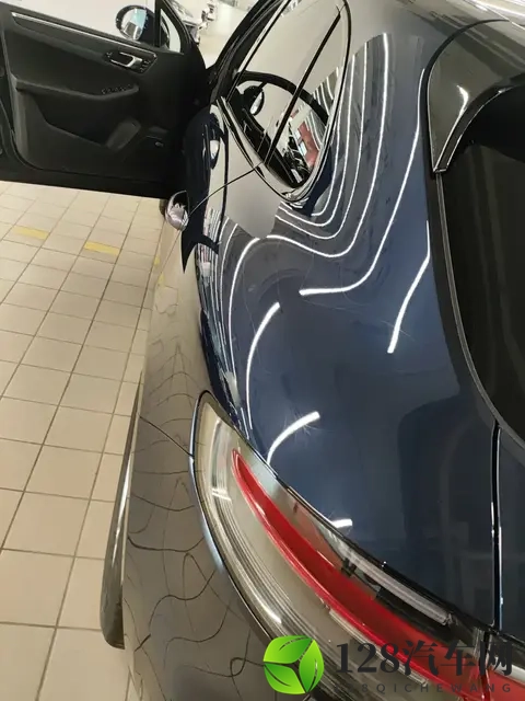 电混SUV市场变天！2026款银河星舰7 EM-i上市-1