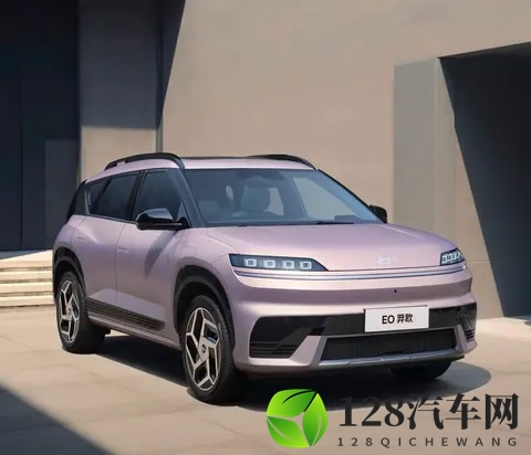 合资老炮掀桌子！1198万电车让某车主破防：坐后排终于不吐了！-1