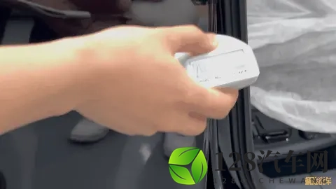 提新车千万别急着撕膜！老司机血泪总结必检细节，避坑无数-3