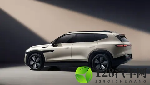 超 50 亿投资见效！小鹏技术加持的与众 08，真是 G9 换壳？-3