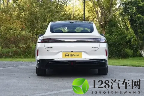 800V+激光雷达+前后排通风加热按摩，这款新车能否成功？-2